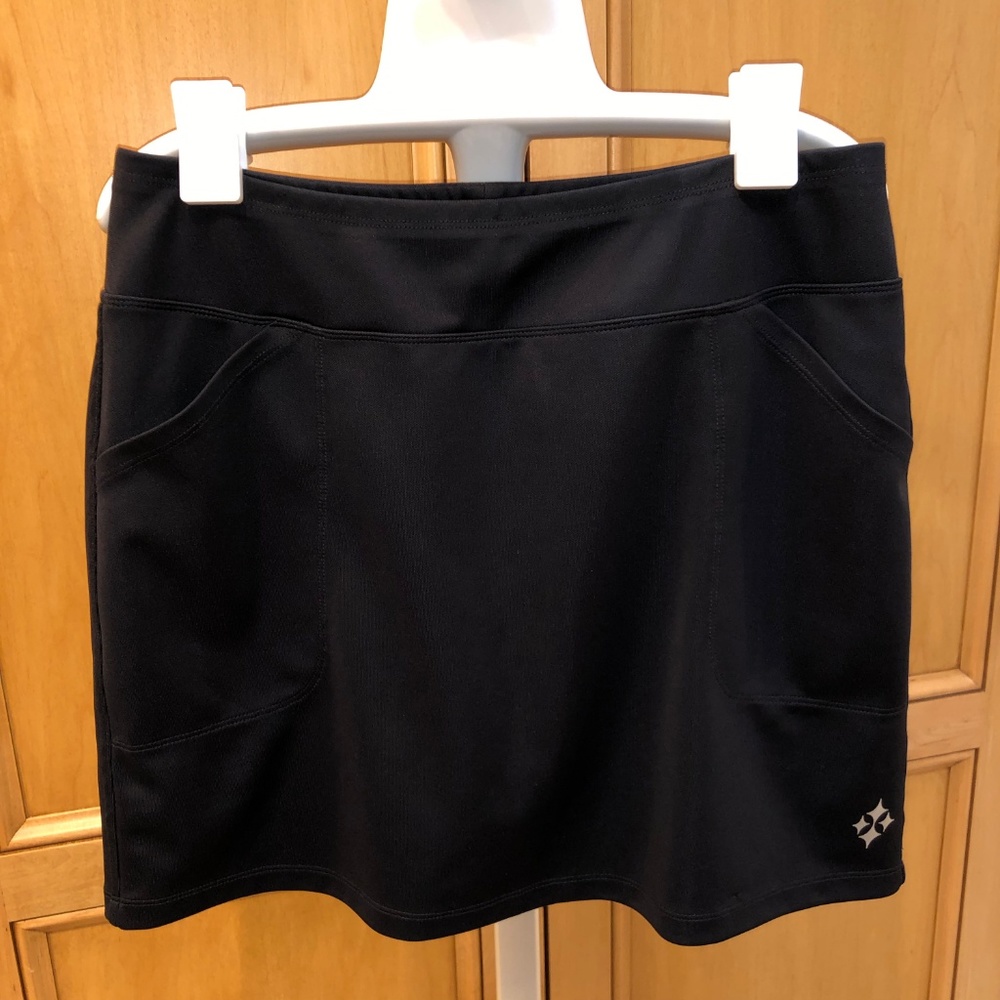 Jofit Women's Golf Skort. 17 inches long.